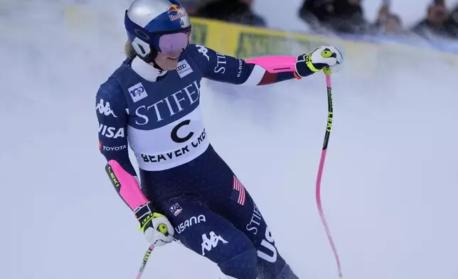 Forerunner Lindsey Vonn finishes a run before a women's World Cup super-G ski race, Sunday, Dec. 15, 2024, in Beaver Creek, Colo. (AP Photo/John Locher)