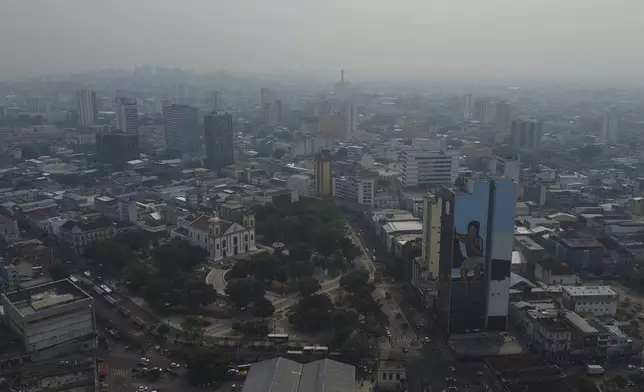 FILE - Smoke from wildfires fills the air in Manaus, Amazonas state, Brazil, Aug. 27, 2024. (AP Photo/Edmar Barros, File)