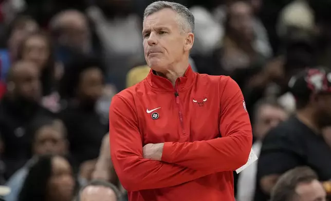 Chicago Bulls head coach Billy Donovan looks on during the first half of an NBA basketball game against the Washington Wizards, Wednesday, Jan. 1, 2025, in Washington. (AP Photo/Jess Rapfogel)