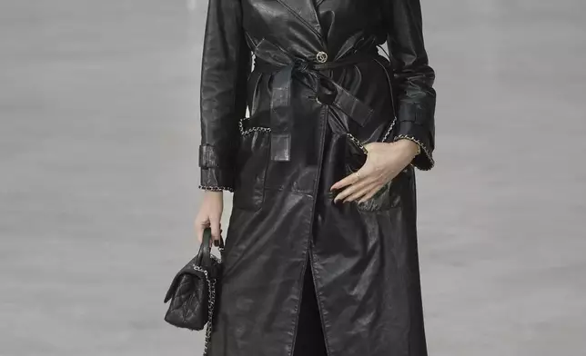 Elsa Zylberstein arrives at the Chanel Haute Couture Spring Summer 2025 collection, to be presented in Paris, Tuesday, Jan. 28, 2025. (AP Photo/Thibault Camus)