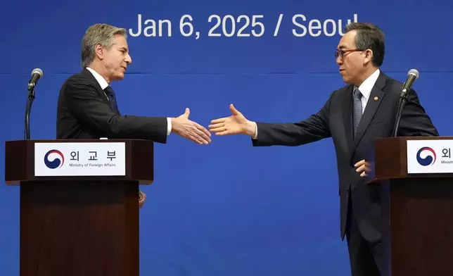 U.S. Secretary of State Antony Blinken, left, and South Korean Foreign Minister Cho Tae-yul, right, shake hands after a joint press conference following their meeting at the Foreign Ministry in Seoul, South Korea, Monday, Jan. 6, 2025. (AP Photo/Lee Jin-man, Pool)