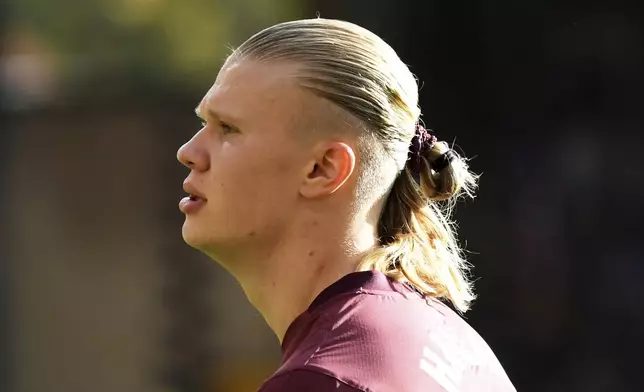 FILE -Manchester City's Erling Haaland during the English Premier League soccer match between Wolverhampton Wanderers and Manchester City at Molineux stadium in Wolverhampton, England, Oct. 20, 2024. (AP Photo/Rui Vieira, File)