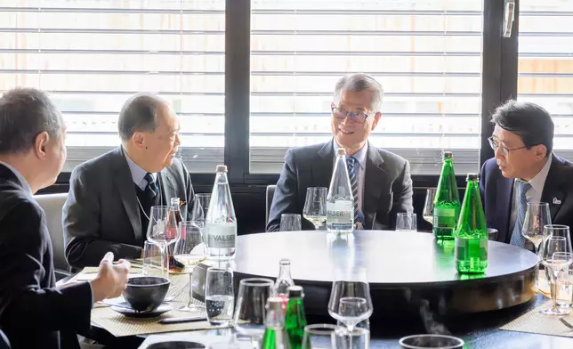 FS starts visit in Switzerland to attend World Economic Forum Annual Meeting (with photos/video) Source: HKSAR Government Press Releases