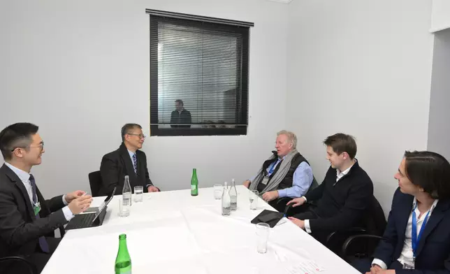 FS starts visit in Switzerland to attend World Economic Forum Annual Meeting (with photos/video) Source: HKSAR Government Press Releases