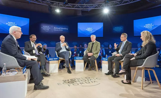 FS attends thematic meetings at World Economic Forum Annual Meeting (with photos/video) Source: HKSAR Government Press Releases