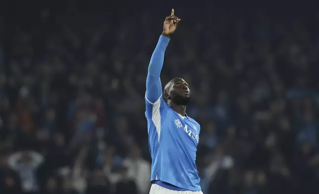 Napoli's Romelu Lukaku celebrates after scoring the team's second goal during the Serie A soccer match between Napoli and Juventus at the Diego Armando Maradona Stadium in Naples, Italy, Saturday Jan. 25, 2025. (Alessandro Garofalo/LaPresse via AP)
