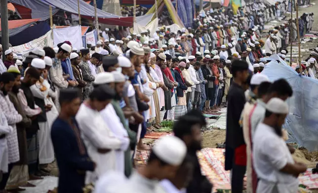Muslim devotees pray during the first phase of the three-day Biswa Ijtema, or the World Congregation of Muslims, at the banks of the Turag river in Tongi, near Dhaka, Bangladesh, Friday, Jan. 31, 2025. (AP Photo/Mahmud Hossain Opu)