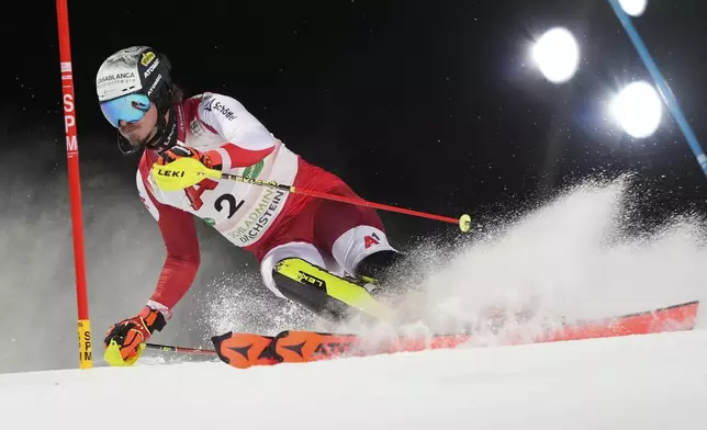 Austria's Manuel Feller competes during an alpine ski, men's World Cup slalom, in Schladming, Austria, Wednesday, Jan. 29, 2025. (AP Photo/Giovanni Auletta)