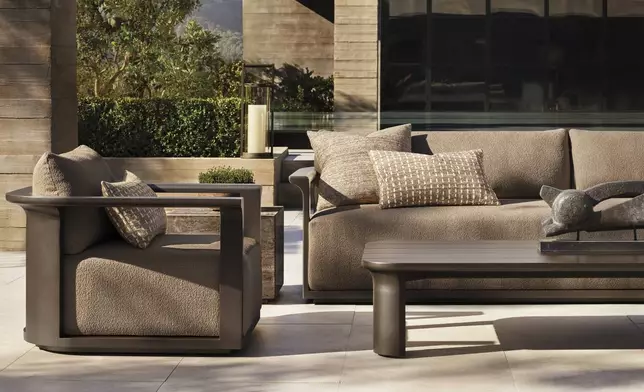 RH OUTDOOR 2025 INTRODUCES LAGOS ALUMINUM DESIGNED BY MARIO RUIZ, BARCELONA (Photo: RH)