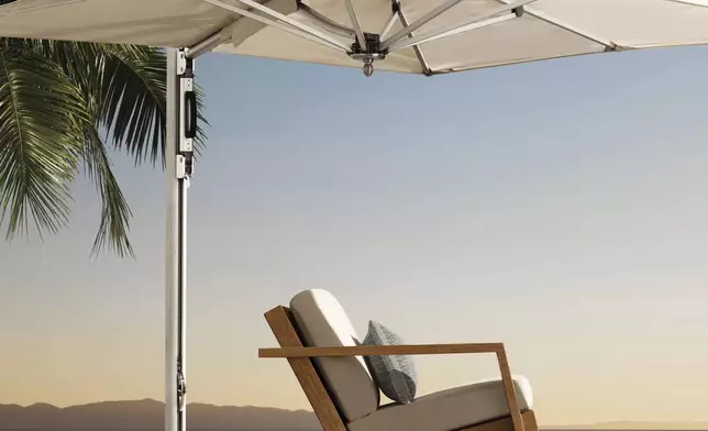TUUCI® BAY MASTER CANTILEVER UMBRELLA DESIGNED BY DOUGAN CLARKE, MIAMI (Photo: RH)