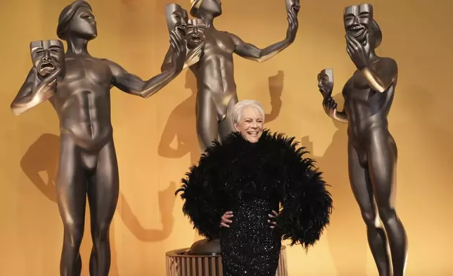 Jamie Lee Curtis arrives at the 31st annual Screen Actors Guild Awards on Sunday, Feb. 23, 2025, at the Shrine Auditorium in Los Angeles. (AP Photo/Chris Pizzello)