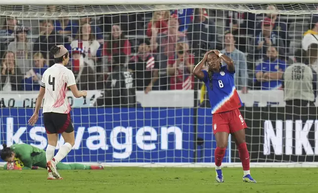 United States midfielder Jaedyn Shaw, right, reacts after a missed opportunity to score against Japan during the second half of a SheBelieves Cup women's soccer tournament match Wednesday, Feb. 26, 2025, in San Diego. (AP Photo/Gregory Bull)