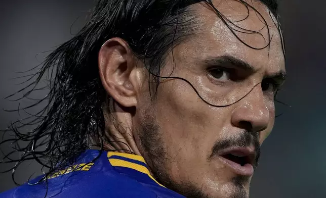 Edinson Cavani of Argentina's Boca Juniors reacts during a Copa Libertadores soccer match against Peru's Alianza Lima at La Bombonera stadium in Buenos Aires, Argentina, Tuesday, Feb. 25, 2025. (AP Photo/Gustavo Garello)