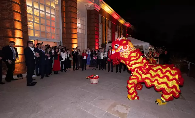 London ETO welcomes Year of Snake with joyous celebrations  Source: HKSAR Government Press Releases