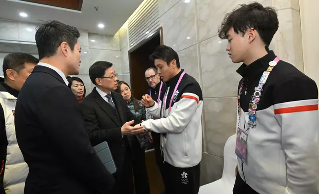 CE meets leaders of Heilongjiang Province in Harbin (with photos/ videos) Source: HKSAR Government Press Releases