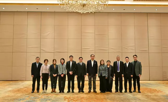 CE meets leaders of Heilongjiang Province in Harbin (with photos/ videos) Source: HKSAR Government Press Releases