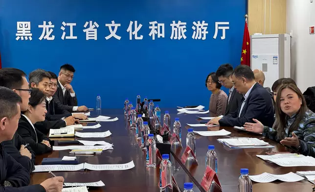 CE meets leaders of Heilongjiang Province in Harbin (with photos/ videos) Source: HKSAR Government Press Releases