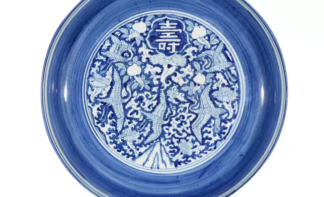 HKMoA receives donation of over 40 precious Chinese antiquities from Ming and Qing dynasties by collector Cheung Kee-wee  Source: HKSAR Government Press Releases