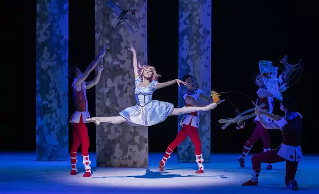 Singapore ETO sponsors Hong Kong Ballet's performances in Singapore to promote cultural exchange  Source: HKSAR Government Press Releases