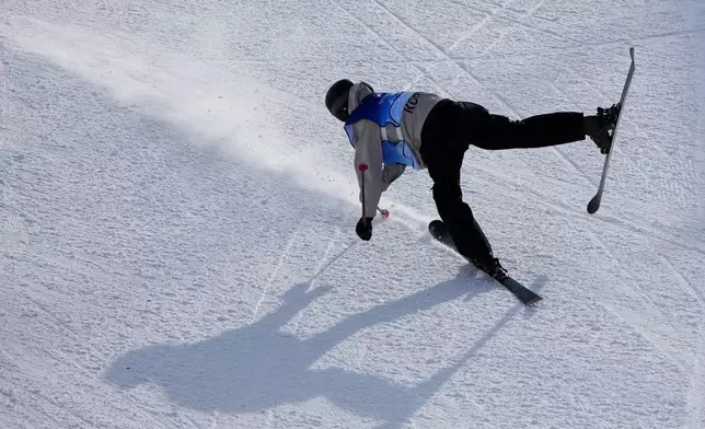 Moon Heesung of South Korea competes in the Men's Freeski Halfpipe during the 9th Asian Winter Games in Yabuli in northeast China's Heilongjiang province on Saturday, Feb. 8, 2025. (AP Photo/Andy Wong)