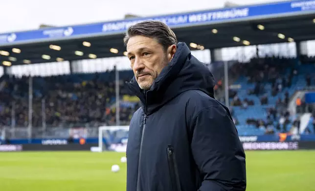 Dortmund's head coach Niko Kovac arrives for the German Bundesliga soccer match between VfL Bochum and Borussia Dortmund in Bochum, Germany, Saturday, Feb. 15, 2025. (David Inderlied/dpa via AP)