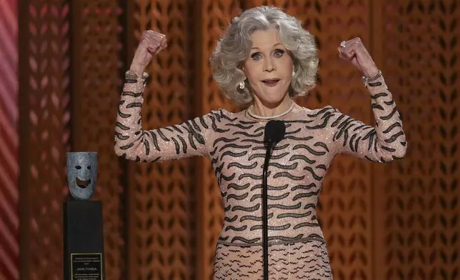 Jane Fonda accepts the lifetime achievement award during the 31st annual Screen Actors Guild Awards on Sunday, Feb. 23, 2025, at the Shrine Auditorium in Los Angeles. (AP Photo/Chris Pizzello)