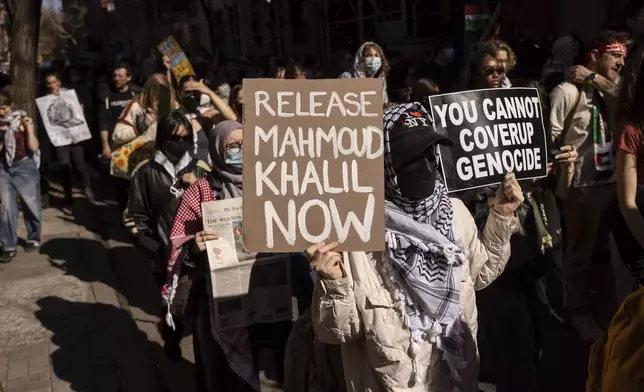 Protesters demonstrate in support of Palestinian activist Mahmoud Khalil at Washington Square Park, Tuesday, March 11, 2025, in New York. (AP Photo/Yuki Iwamura)