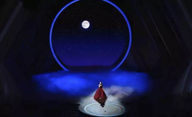 Ariana Grande performs 'Over the Rainbow" during the Oscars on Sunday, March 2, 2025, at the Dolby Theatre in Los Angeles. (AP Photo/Chris Pizzello)