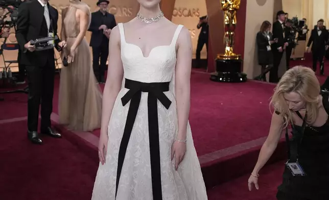 Elle Fanning arrives at the Oscars on Sunday, March 2, 2025, at the Dolby Theatre in Los Angeles. (AP Photo/John Locher)