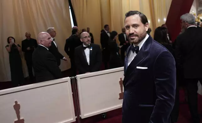 Edgar Ramírez arrives at the Oscars on Sunday, March 2, 2025, at the Dolby Theatre in Los Angeles. (AP Photo/John Locher)