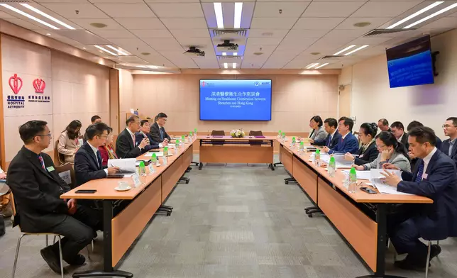 Secretary for Health and member of Standing Committee of CPC Shenzhen Municipal Committee and Party Leadership Group of Shenzhen Municipal People's Government jointly witness accreditation of Prince of Wales Hospital under China's International Hospital Accreditation Standards (2021 Version) and signing of Memorandum of Understanding of co-operation between Hong Kong and Shenzhen on international accreditation of hospitals  Source: HKSAR Government Press Releases
