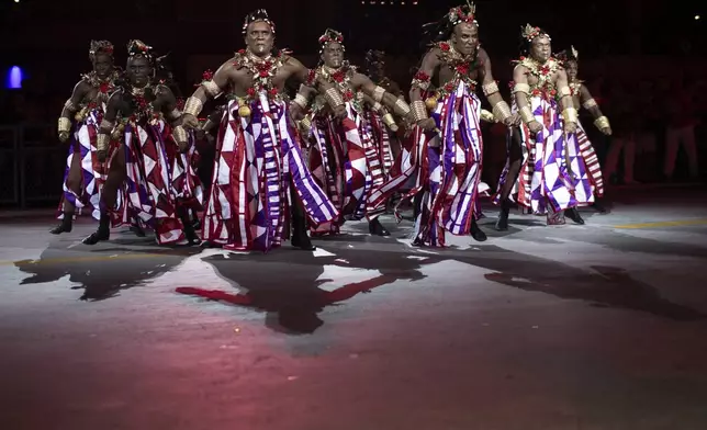 Performers from the Salgueiro samba school dance during Carnival celebrations at the Sambadrome in Rio de Janeiro, early Tuesday, March 4, 2025. (AP Photo/Bruna Prado)