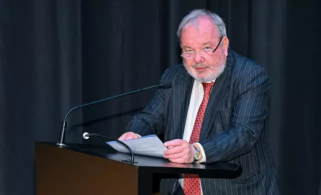 Club Steward Nicholas Hunsworth delivers a speech at the opening ceremony of The Hong Kong Jockey Club Series: Picasso for Asia—A Conversation.