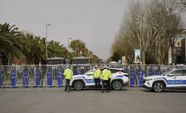 Police have cordons off the roads lead to the Vatan security Department, where Istanbul Mayor Ekrem Imamoglu is supposed to be taken , following his arrest in Istanbul, Turkey, Wednesday, March 19, 2025. (AP Photo/Emrah Gurel)
