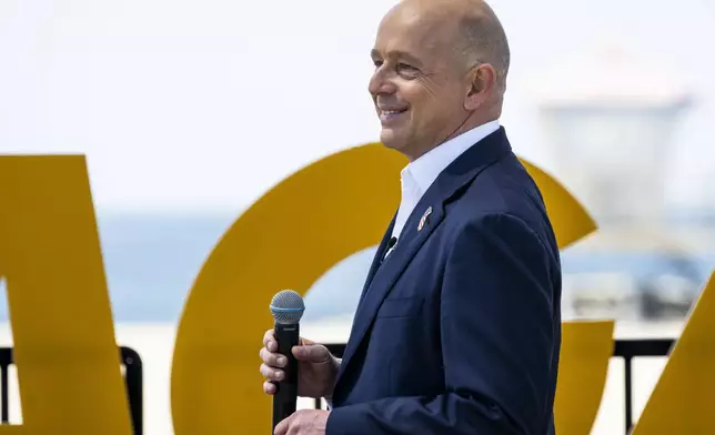 Author and former Fox News host Steve Hilton announced his run for California governor, as a Republican to replace Democrat Gavin Newsom, during an event in Huntington Beach, Calif., Tuesday, April 22, 2025. (Paul Bersebach/The Orange County Register via AP)