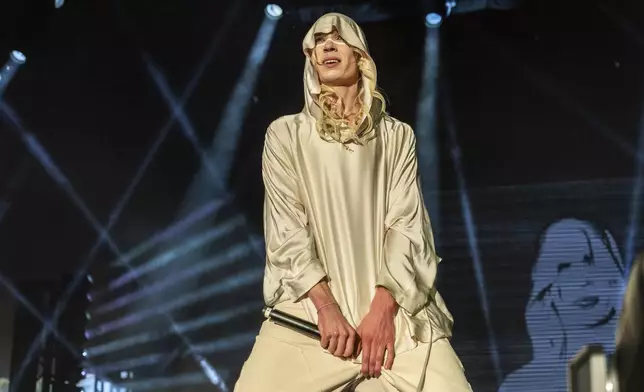 2hollis performs during the first weekend of the Coachella Valley Music and Arts Festival at the Empire Polo Club on Saturday, April 12, 2025, in Indio, Calif. (Photo by Amy Harris/Invision/AP)