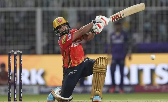 Punjab Kings' Prabhsimran Singh plays a shot during the Indian Premier League cricket match between Kolkata Knight Riders and Punjab Kings at Eden Gardens in Kolkata in Kolkata , India, Saturday, April 26, 2025. (AP Photo/Bikas Das)