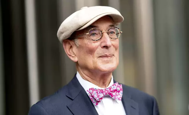 Attorney Michael Hausfeld, who represented former UCLA basketball player Ed O'Bannon, arrives at federal court on Monday, April 7, 2025, in Oakland, Calif. (AP Photo/Noah Berger)