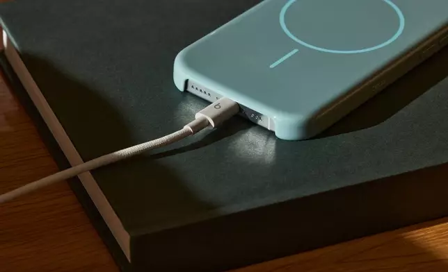 Beats cable in Surge Stone