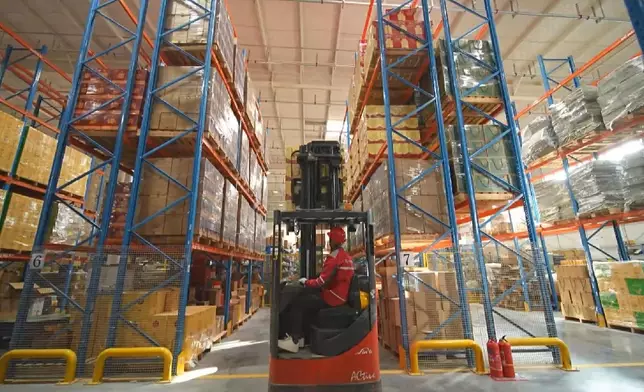 China's warehousing storage sector maintains expansion in March