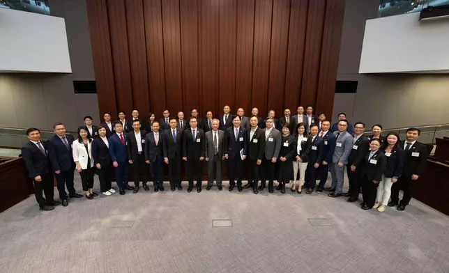 LegCo Members meet with members of Eastern and Tsuen Wan District Councils   Source: HKSAR Government Press Releases