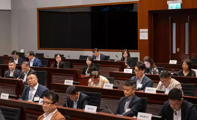 LegCo Members meet with members of Eastern and Tsuen Wan District Councils   Source: HKSAR Government Press Releases