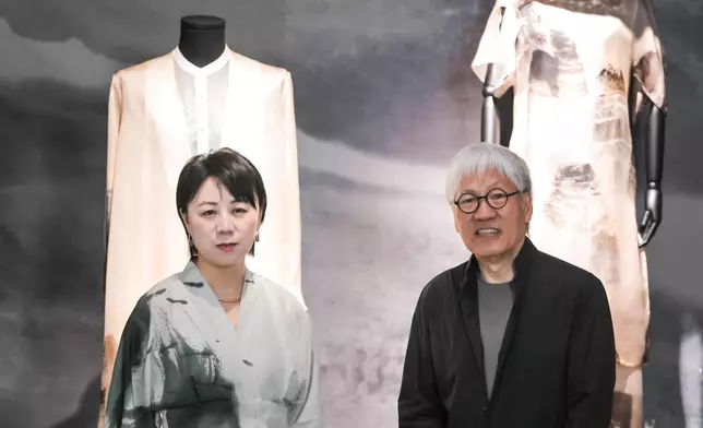 "Ink Art Ensembles" exhibition series in the Greater Bay Area - "Ink Impressions and Silk Inspirations" staged in Shenzhen  Source: HKSAR Government Press Releases