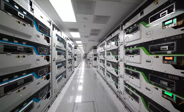 A photo shows Intel high-density modular test singulated die sort, or test platform, at an Intel Foundry manufacturing facility in Hillsboro, Oregon. (Credit: Intel Foundry)