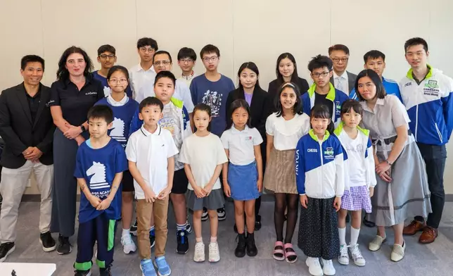 Five-Time World Champion, GM Ju Wenjun with Hong Kong Chess Players.