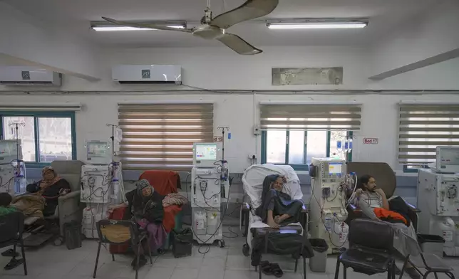 Patients receive dialysis treatment at Shifa hospital in Gaza City, Monday, April 14, 2025.(AP Photo/(AP Photo/Jehad Alshrafi)