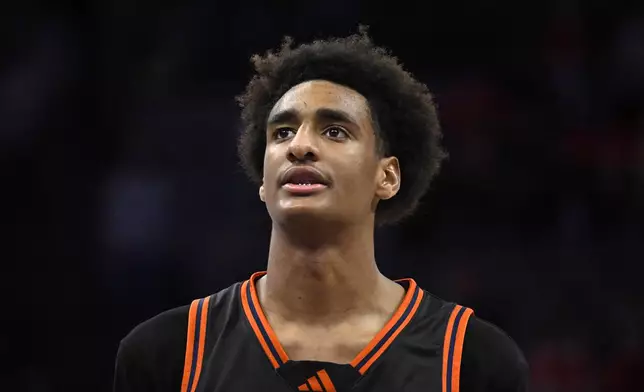 Chatsworth High School basketball player Alijah Arenas prepares to shoot a free throw in the second half of a boys CIF State Division II championship basketball game in Sacramento, Saturday, March 15, 2025. (Keith Birmingham/The Orange County Register via AP)