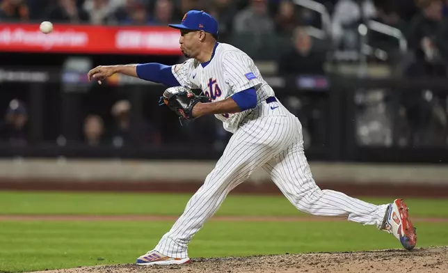 New York Mets' Edwin Díaz pitches during the ninth inning of a baseball game against the St. Louis Cardinals Thursday, April 17, 2025, in New York. (AP Photo/Frank Franklin II)