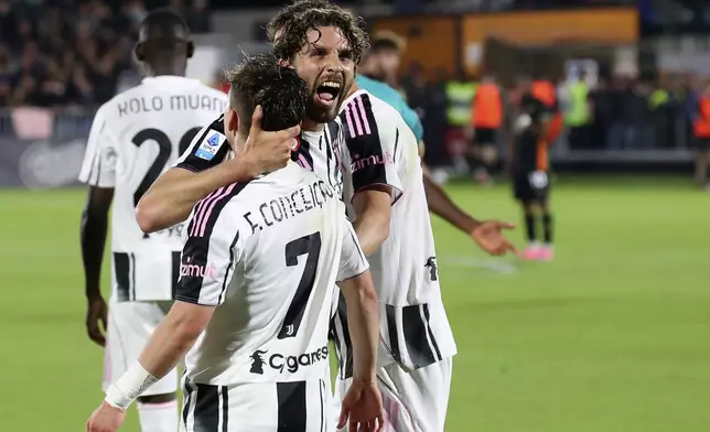 Juventus' Manuel Locatelli celebrates a goal during the Serie A Enilive soccer match between Venezia and Juventus at the Pier Luigi Penzo Stadium, Italy, Sunday, May 25, 2025. (Paola Garbuio/LaPresse via AP)