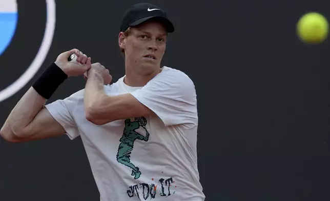 Jannik Sinner attends a training ahead of the Italian Open in Rome, Monday, May 5, 2025. (Alfredo Falcone/LaPresse via AP)